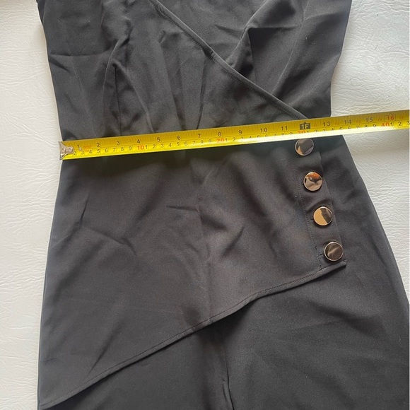 4th & Reckless NWT Larny Black Wide-Leg Jumpsuit Size 4 - Picture 8 of 13